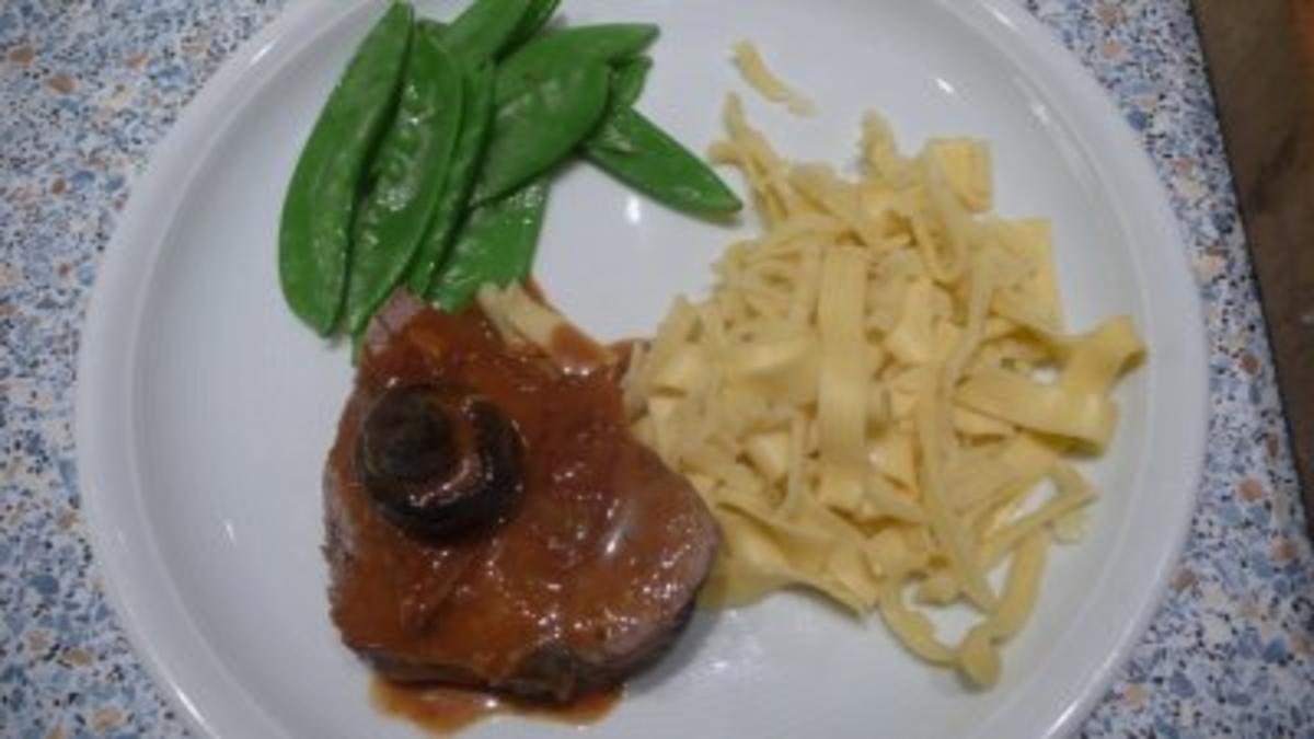 Pizzakatzes Kalbsbraten im Bratschlauch - Rezept - kochbar.de