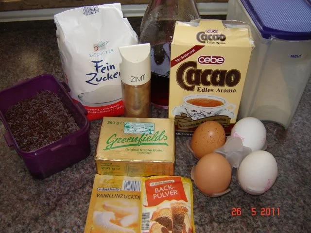 Kuchen + Torten : Rotweinkuchen - Rezept - Bild Nr. 2