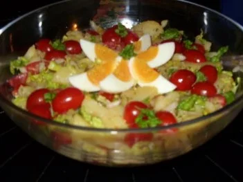 Bunter Kartoffelsalat mit Würstchen - Rezept - Bild Nr. 7
