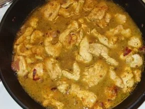 Putenfilets mit Paprikagemüse und Nudeln - Rezept - Bild Nr. 3