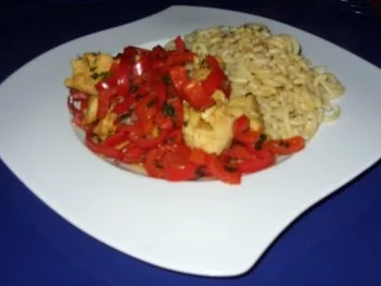 Putenfilets mit Paprikagemüse und Nudeln - Rezept - Bild Nr. 6