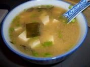Rezept: Misosuppe mit Wakame Misosuppe mit Wakame - Rezept