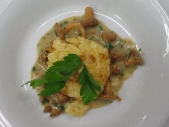 Rezept: Risottodukaten mit Pfifferlingsragout Risottodukaten mit Pfifferlingsragout - Rezept