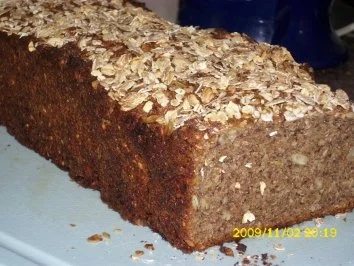 Brot: Roggenschrotbrot - Rezept