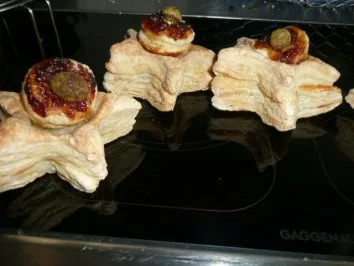 VORSPEISE/FLEISCH:Blätterteigsternchen mit Putengeschnetzeltem an Chutney - Rezept - Bild Nr. 8