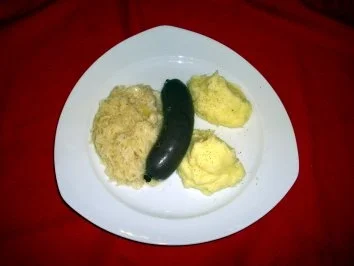 Rezept: Sauerkraut mit Äpfel, Weißwein, Honig und Sahne Bild Nr. 2 Sauerkraut mit Äpfel, Weißwein, Honig und Sahne - Rezept - Bild Nr. 2