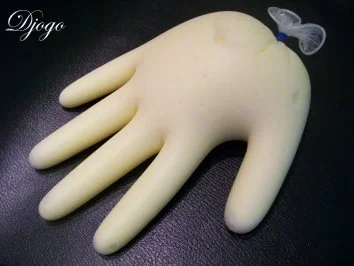 Eiterhände mit Blut - Rezept