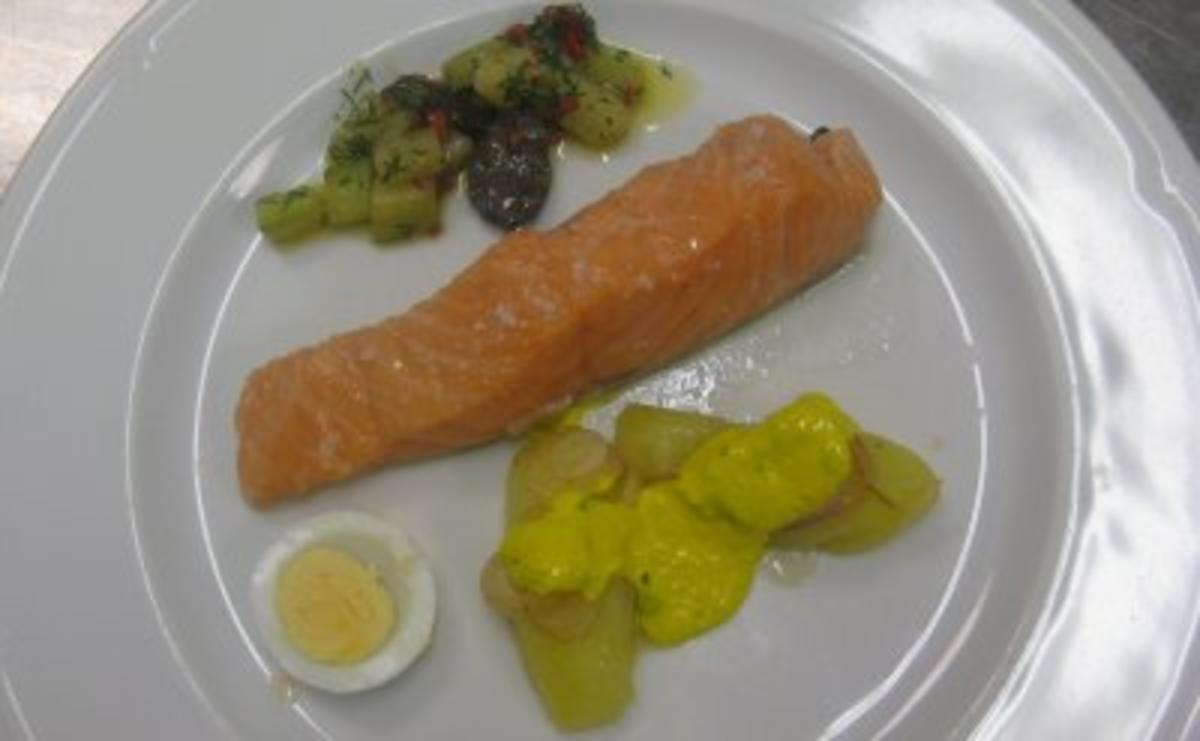 Bilder für Gedünsteter Lachs und Gurken mit peruanischen Kartoffeln - Rezept