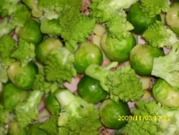 Auflauf: Romanesco-Rosenkohl- Kartoffel-Champignonauflauf - Rezept - Bild Nr. 2