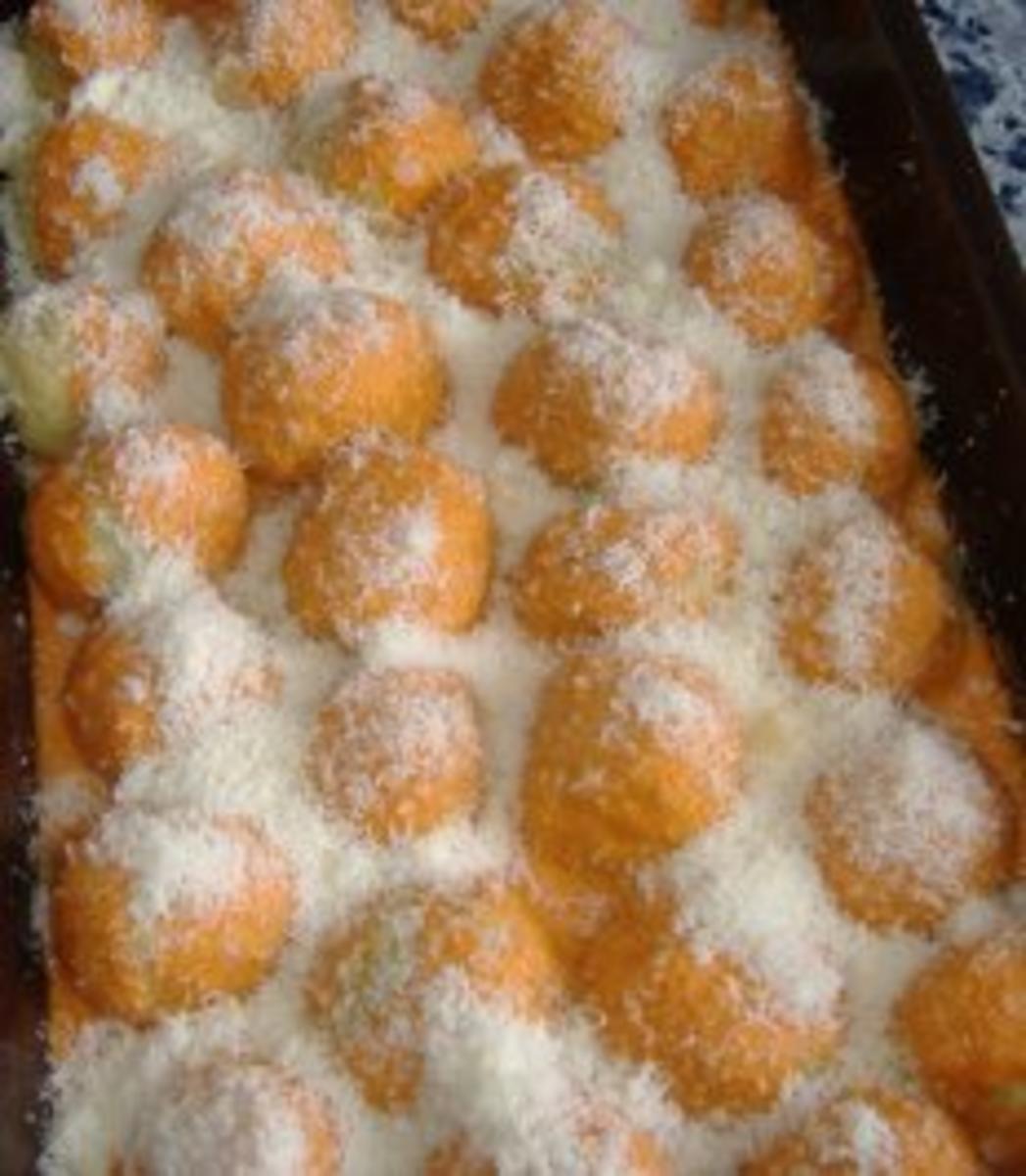Überbackene Kräuterkartoffelknödel mit Paprikaschaum - Rezept - Bild Nr. 4