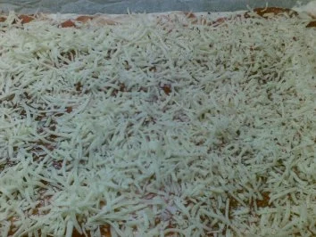 Einmal Pizza - zweimal anders - Rezept - Bild Nr. 3