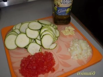 Rezept: Bandnudeln mit Zucchini Bild Nr. 2 Bandnudeln mit Zucchini - Rezept - Bild Nr. 2