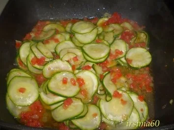 Rezept: Bandnudeln mit Zucchini Bild Nr. 6 Bandnudeln mit Zucchini - Rezept - Bild Nr. 6