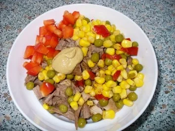 Rezept: Rindfleischsalat Bild Nr. 3 Rindfleischsalat - Rezept - Bild Nr. 3