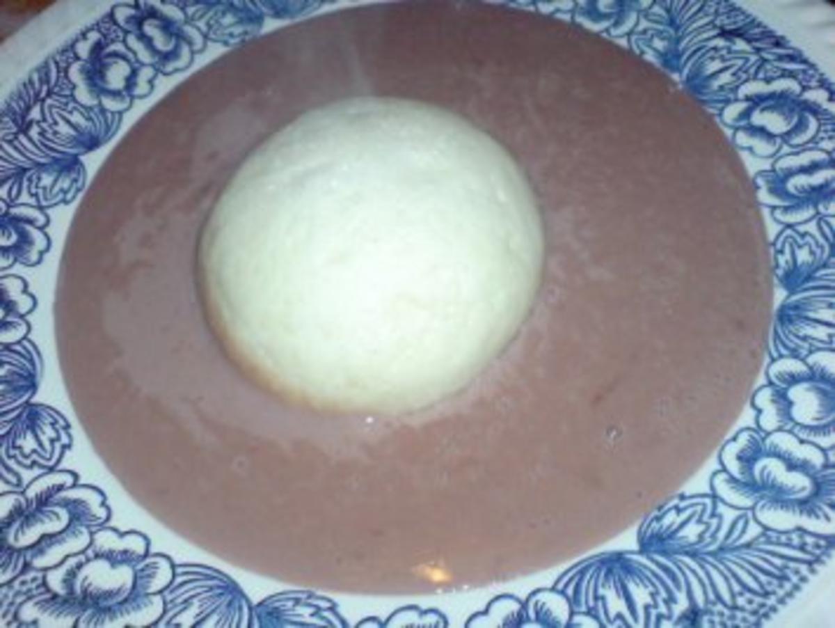 Schokoladensuppe mit Hefeklöße - Rezept - kochbar.de Schokoladensuppe mit Hefeklöße - Rezept - kochbar.de