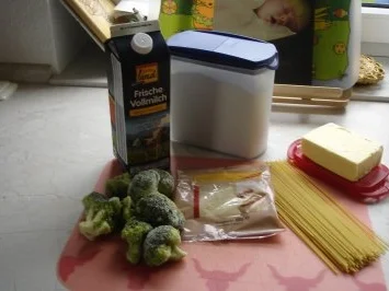 Spaghetti mit Broccoli-Mandel-Soße - Rezept - Bild Nr. 2