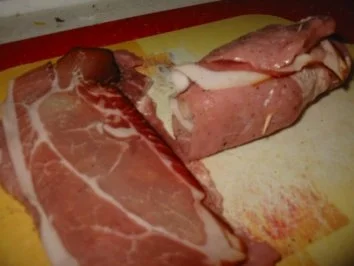 Huftschweineschnitzel mit Schwarzwaldschinken - Rezept