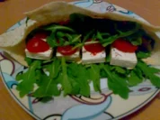 ** Snacks & Quickies ** Mit Feta und Rucola gefüllte Fladenbrottaschen - Rezept