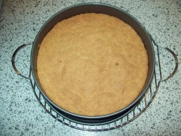 Rezept: Rüblitorte Bild Nr. 3 Rüblitorte - Rezept - Bild Nr. 3