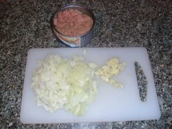 Spaghetti mit Kurkuma-Thunfisch-Sauce - Rezept - Bild Nr. 2