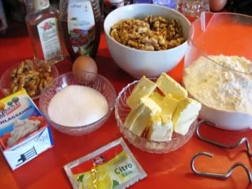 Rezept: Engadiner Nusstorte Bild Nr. 2 Engadiner Nusstorte - Rezept - Bild Nr. 2