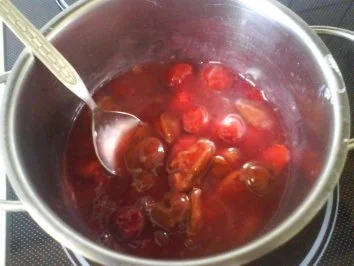 Rezept: Crepes mit Quarkcreme und Beerenkompott.....mein Lieblingsgericht Bild Nr. 6 Crepes mit Quarkcreme und Beerenkompott.....mein Lieblingsgericht - Rezept - Bild Nr. 6