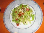Endiviensalat mal anders - mit Champignons und Tomätchen - Rezept