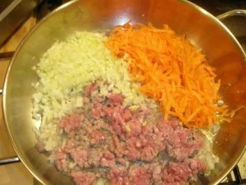 Rezept: Sugo Bolognese Bild Nr. 2 Sugo Bolognese - Rezept - Bild Nr. 2