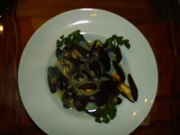 Rezept: Miesmuscheln im Sud Miesmuscheln im Sud - Rezept