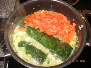 Rezept: Meine Art von Börek (gefüllte Teigtaschen) Vegetarisch Bild Nr. 4 Meine Art von Börek (gefüllte Teigtaschen) Vegetarisch - Rezept - Bild Nr. 4