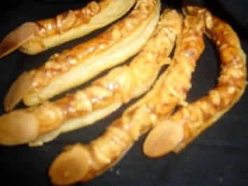 Blätterteig- Hexenfinger - Rezept - Bild Nr. 4
