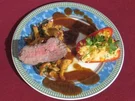 Rezept: Hüftsteak mit Pilzen und griechischen Paprikaschoten Hüftsteak mit Pilzen und griechischen Paprikaschoten - Rezept