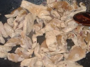 Huhn aus dem Wok mit Ananassauce - Rezept - Bild Nr. 4