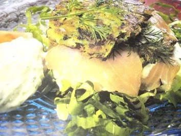 Zucchiniburger mit Lachs oder Kartoffelburger - Rezept