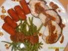 Schweinerückenbraten mit Honig-Pfeffer-Senf-Kruste - Rezept