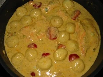 Lachsfilet mit Miniknödel - Rezept