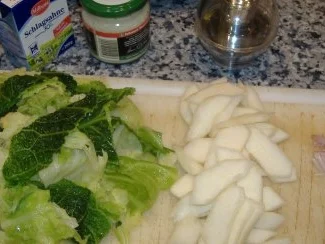 Zanderfilet in der Kräuterkruste auf Wirsing - Rezept - Bild Nr. 2