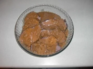 Schweinekammbraten in Zwiebelsauce - Rezept