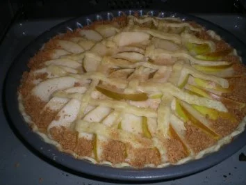 Rezept: Birnen Tarte mit Amaretti & Marzipan Bild Nr. 7 Birnen Tarte mit Amaretti & Marzipan - Rezept - Bild Nr. 7