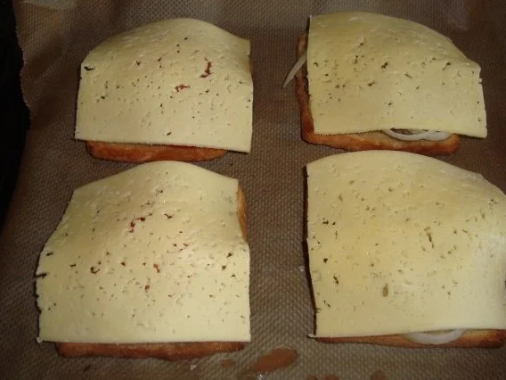 Toastgerichte: Hackfleischtoast - Rezept - Bild Nr. 4