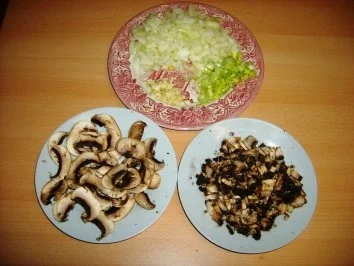 Rezept: Spaghetti Bolognese - Champignons Bild Nr. 2 Spaghetti Bolognese - Champignons - Rezept - Bild Nr. 2