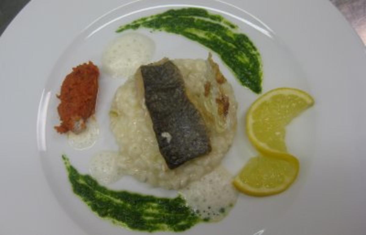 Bachsaiblingsfilet auf Fenchelrisotto und buntem Pesto - Rezept