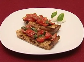 Bruschetta mit Kirschtomaten und Basilikum - Rezept