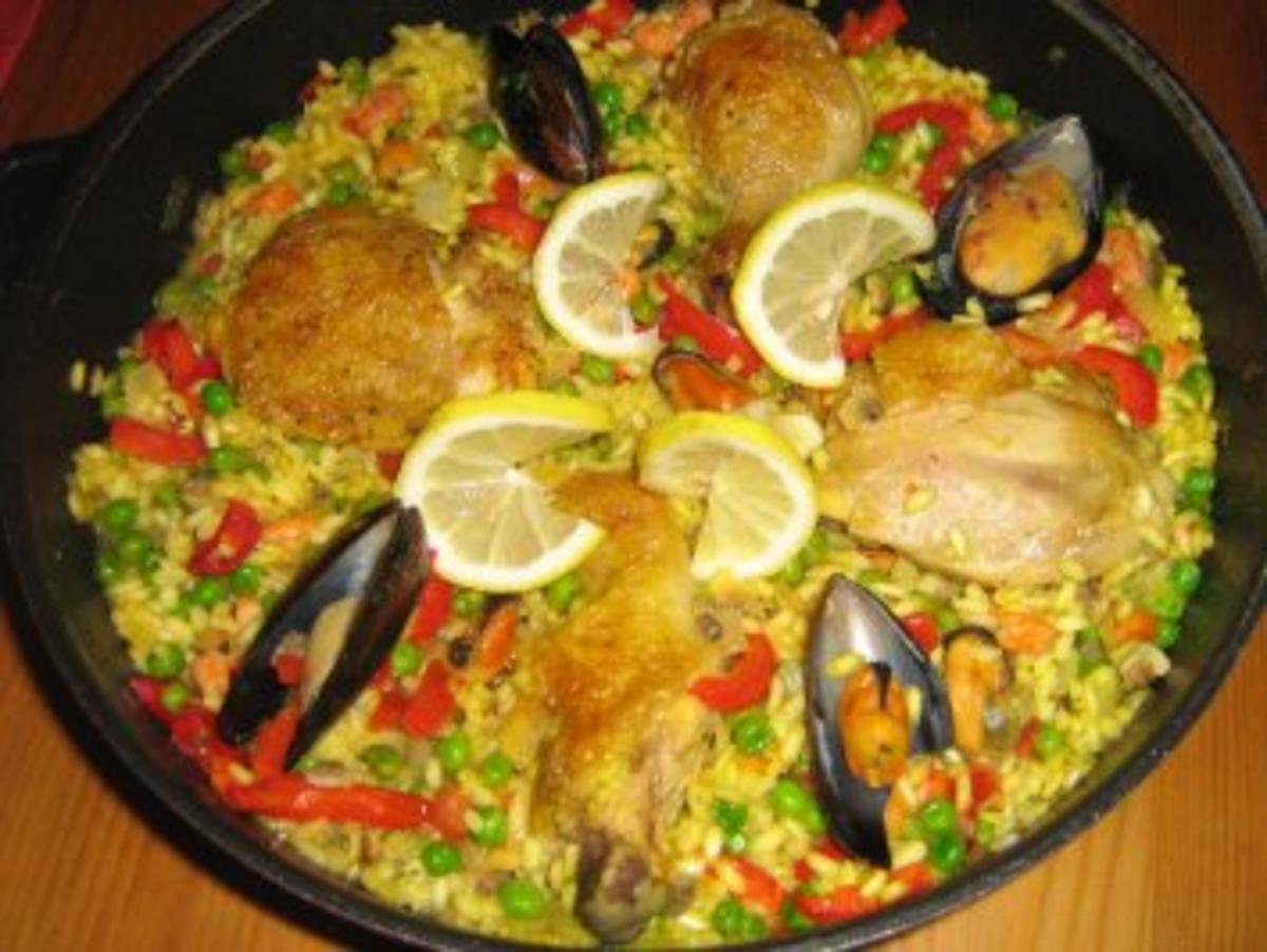 Paella mit Hähnchen und Meeresfrüchten - Rezept