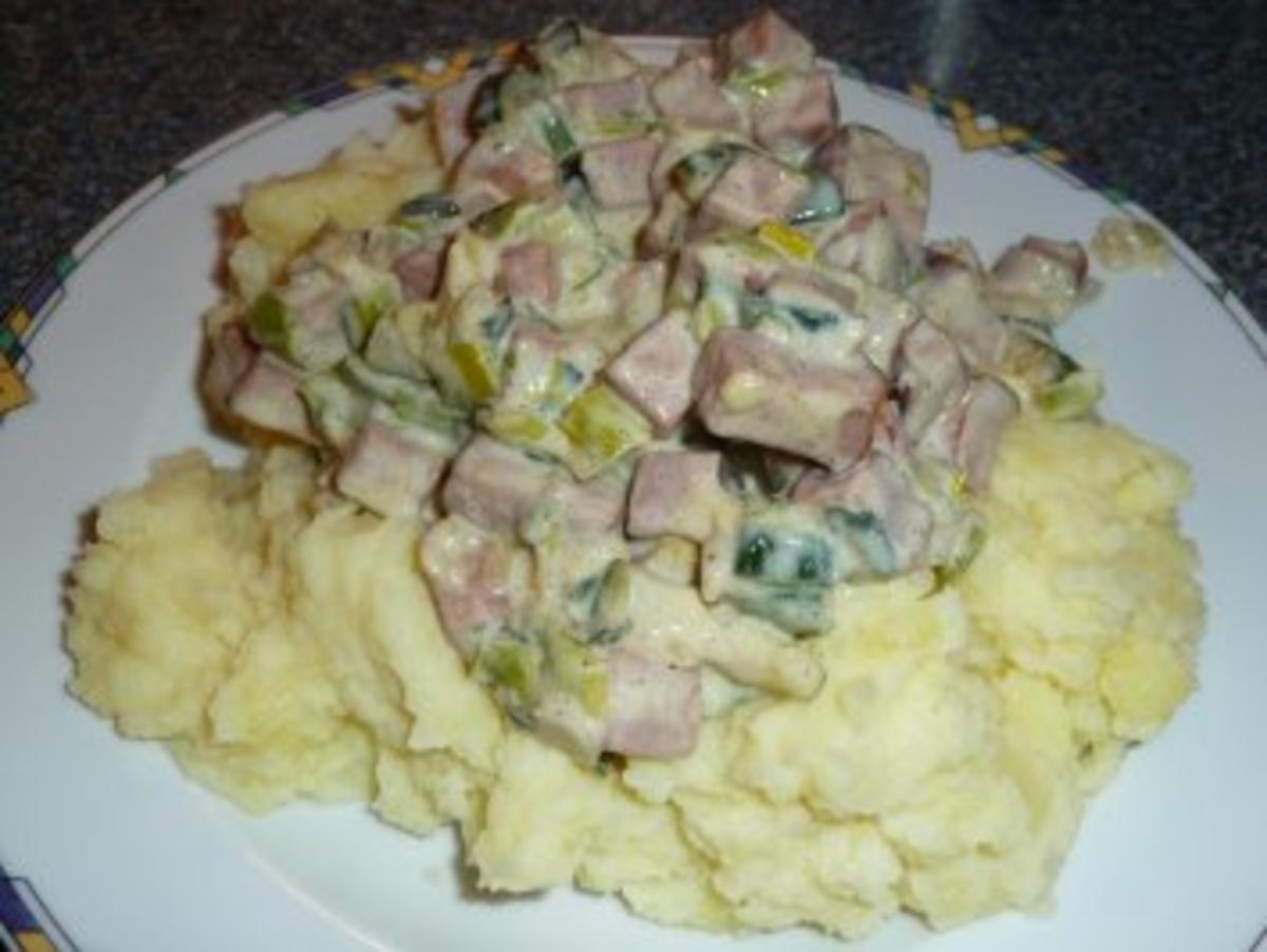 Bilder für Leberkäs-Pfanne auf Kartoffelbrei - Rezept