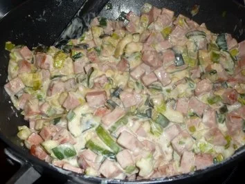 Leberkäs-Pfanne auf Kartoffelbrei - Rezept - Bild Nr. 11