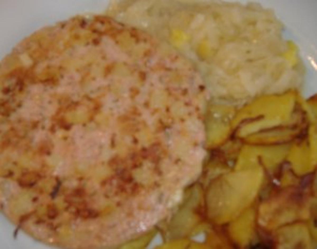 Pfälzer Saumagen mit Sauerkraut unf Bratkartoffeln - Rezept - kochbar.de