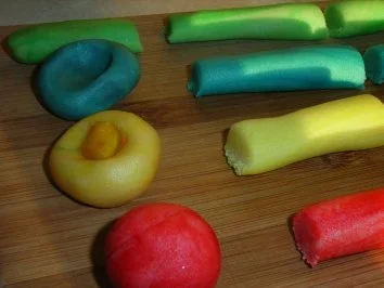 Rezept: Konfekt "Papageien-Eier" Bild Nr. 6 Konfekt "Papageien-Eier" - Rezept - Bild Nr. 6