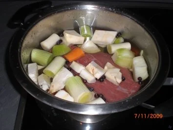 Tafelspitz mit Meerrettichsoße - Rezept - Bild Nr. 3