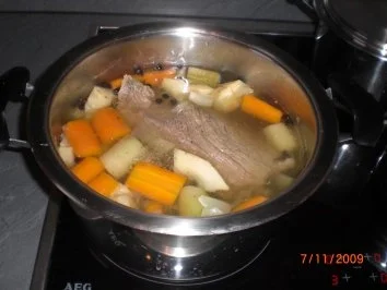 Tafelspitz mit Meerrettichsoße - Rezept - Bild Nr. 4